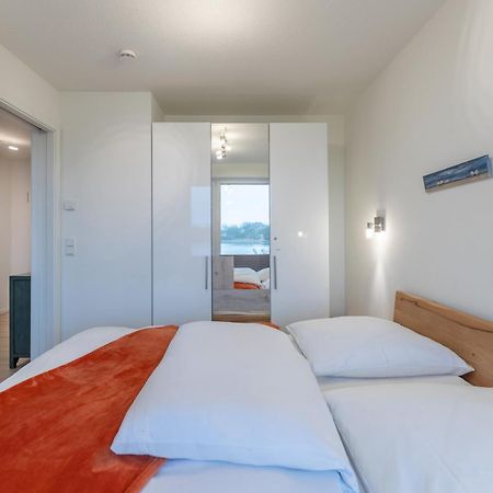Ferienwohnung "Halligstork" Direkt Am Nordseedeich Mit Blick Auf Den See Nordstrand Bagian luar foto